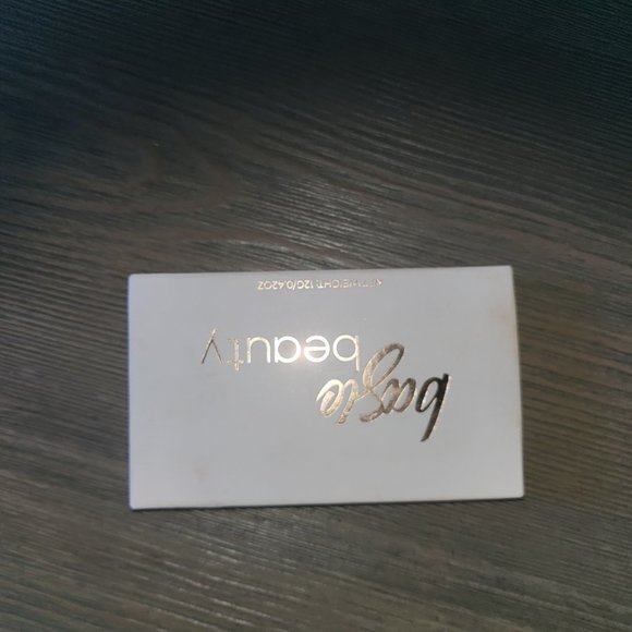 Basic Beauty Bronzy AF Bronzer Palette - 3 Shades - New in Box - Picture 1 of 4